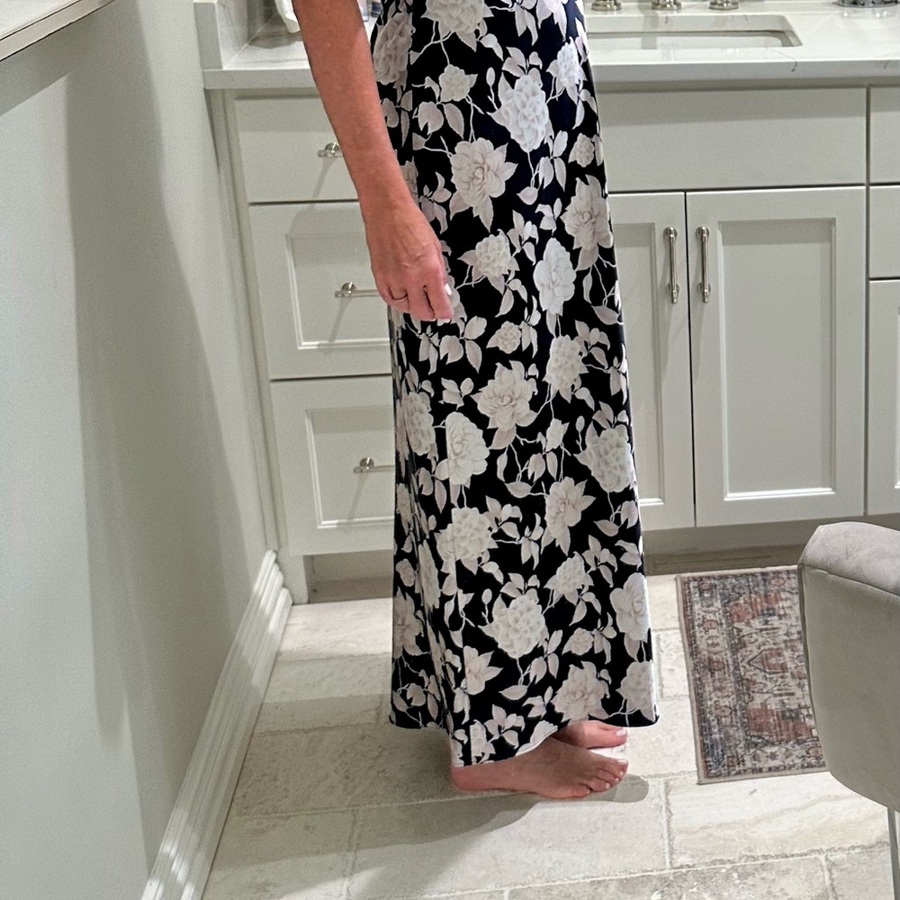 Sachin + Babi Blue and Cream Floral Maxi Dress - Picture 6 of 9